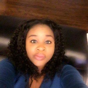 Meet your Posher, Falilat